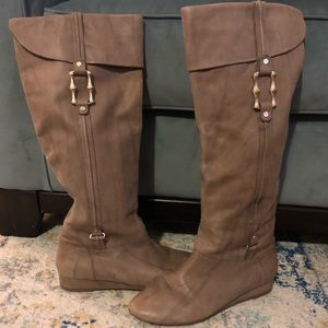 Elaine Turner Ryann Leather Boots Size 9.5!